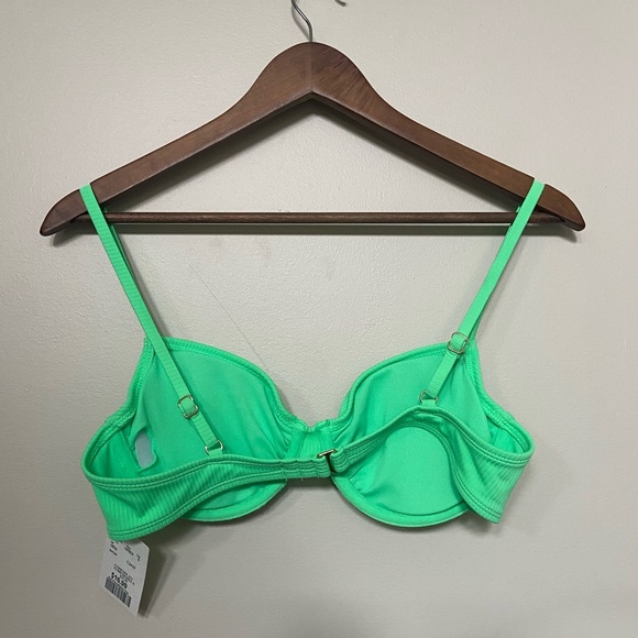 🔸 Unbranded 🔸 neon green bikini top - Picture 2 of 5